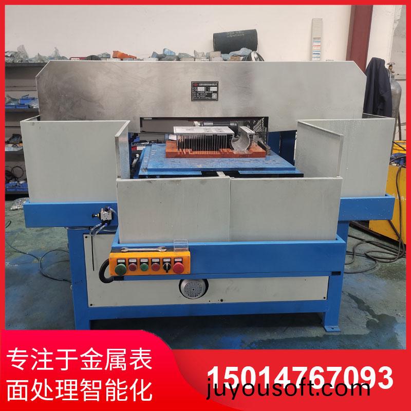 鋁材(cai)直(zhi)紋(wen)拉絲機生(sheng)産供(gong)應